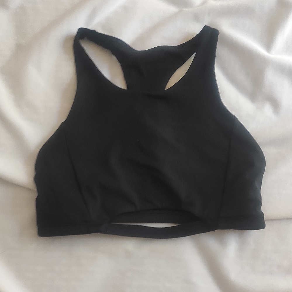 Alphalete pulse surge bra